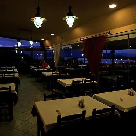 بيت ضيافة To Fragma *